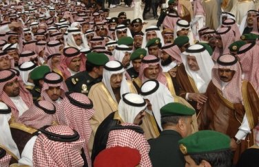 "Suudi Monarşisi Sünni Müslüman Nüfusu Boyunduruk Altına Almaya Çalışıyor"