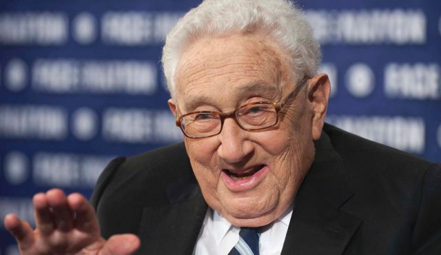 Kissinger: İran IŞİD'den daha büyük tehdit