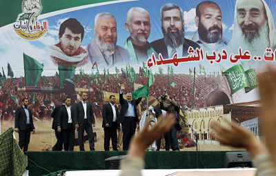 Hamas yeniden Direniş Ekseninin himayesine mi sığınıyor?