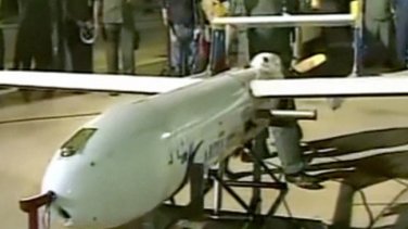 Chavez: İranlı Uzmanların Yardımıyla İlk İnsansız Uçağımızı Ürettik
