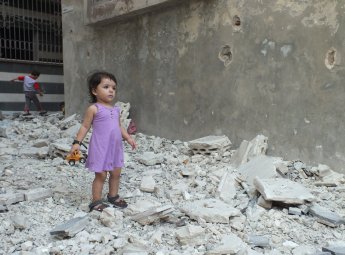 "Suriye’de İsyancılar Sivilleri Canlı Kalkan Olarak Kullanıyor"