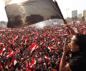 Mısır Devrimi İhanete Uğradı: Darbe, El Kaide Yangınına Benzin
